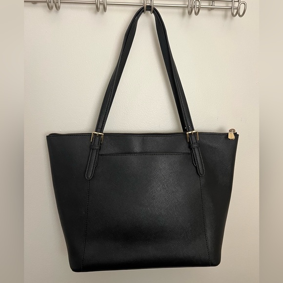 Michael Kors Large Black Tote - Picture 2 of 7